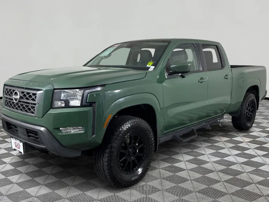 2022 Nissan Frontier SV photo 1