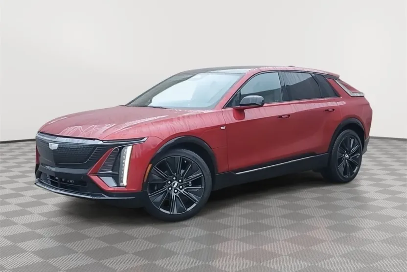 2025 Cadillac Lyriq Sport photo 1