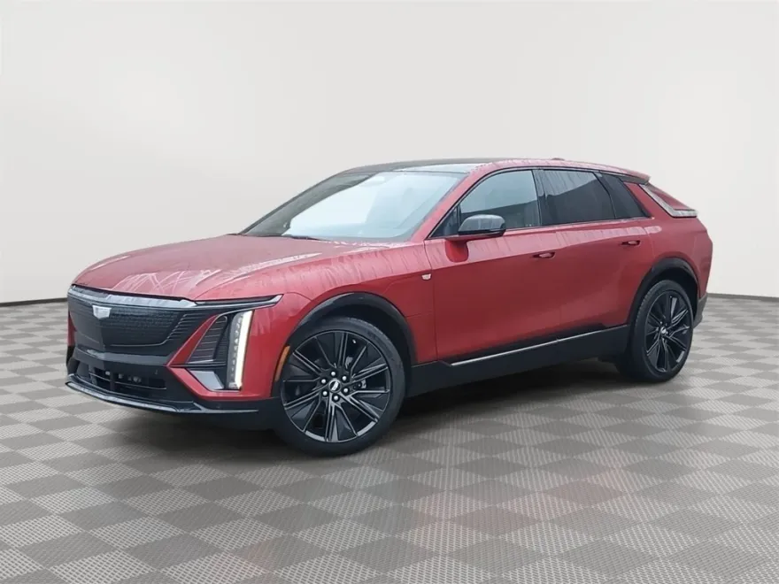 2025 Cadillac Lyriq Sport photo 1