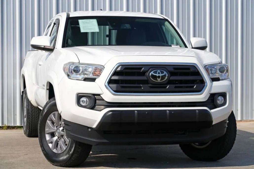 2019 Toyota Tacoma SR5 Access Cab photo 1