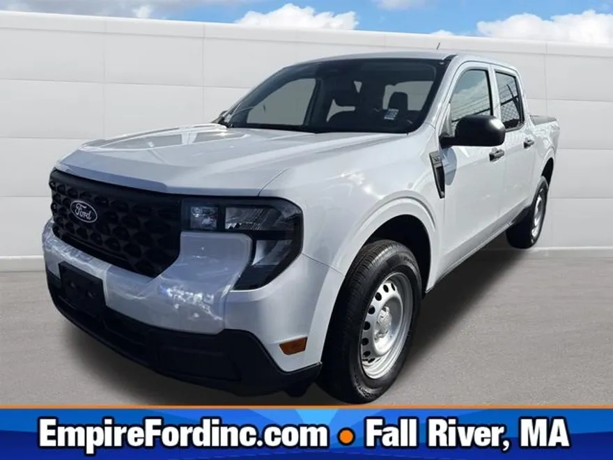 2025 Ford Maverick XL photo 1