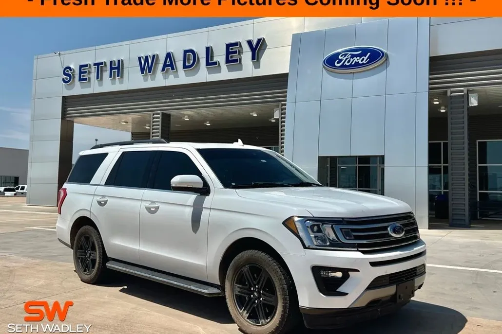 2020 Ford Expedition XLT photo 1