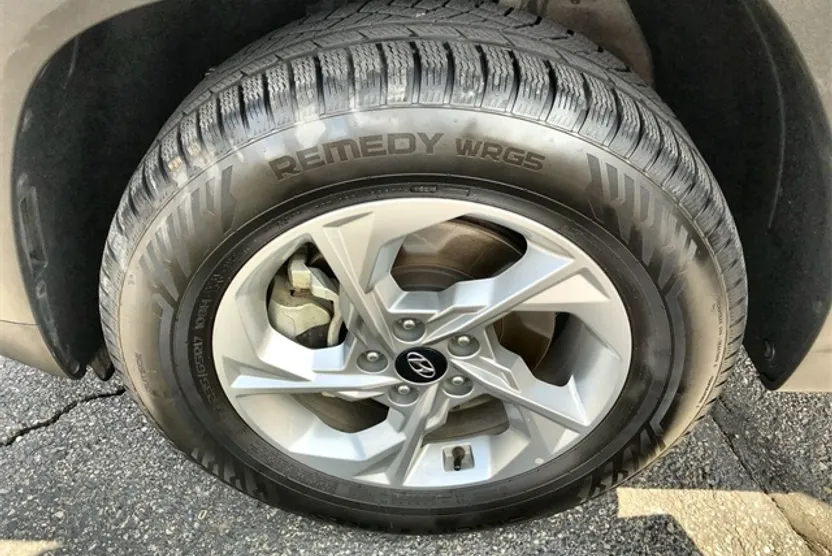 2024 Hyundai Tucson SEL photo 1