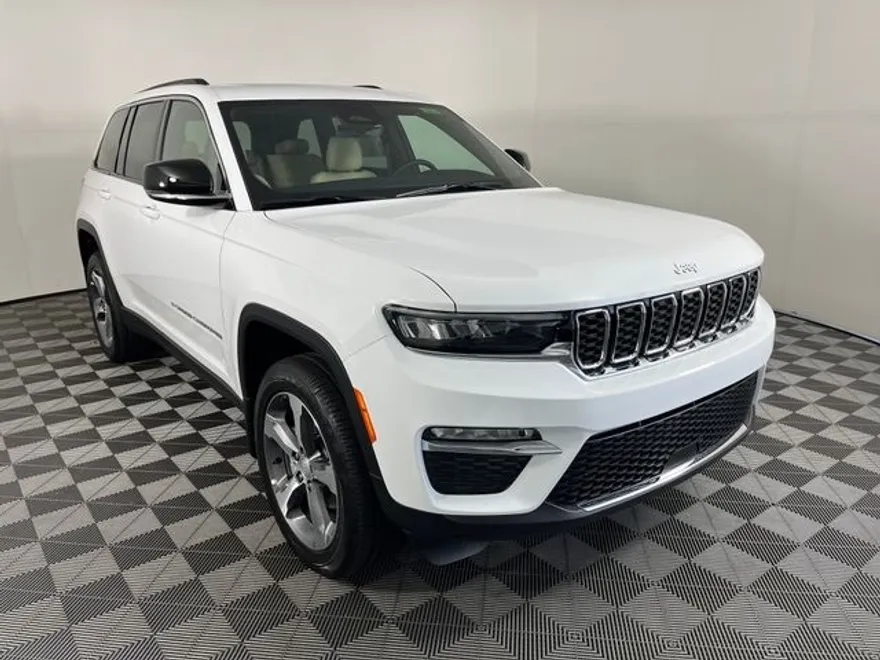 2025 Jeep Grand Cherokee Limited photo 1