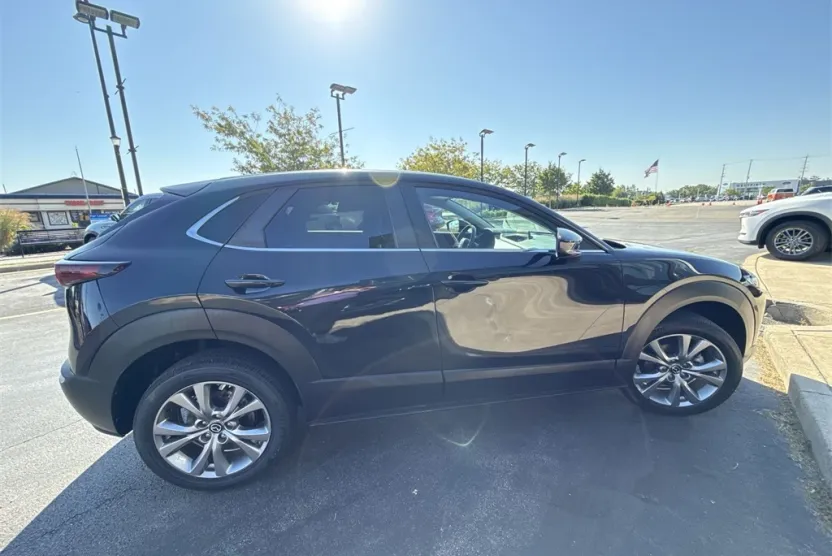 2022 Mazda CX-30 Select photo 1
