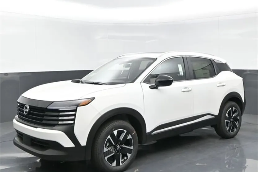 2026 Nissan Kicks SV photo 1