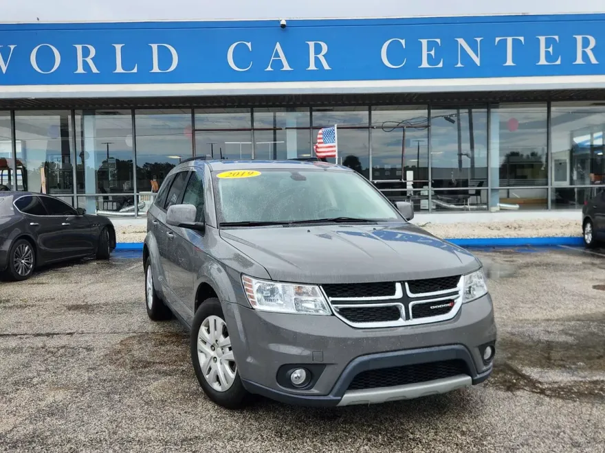 2019 Dodge Journey SE photo 1