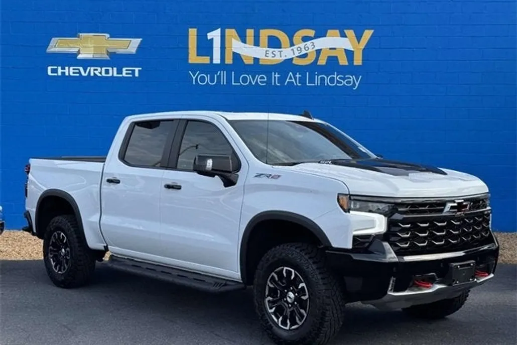 2025 Chevrolet Silverado 1500 ZR2 photo 1