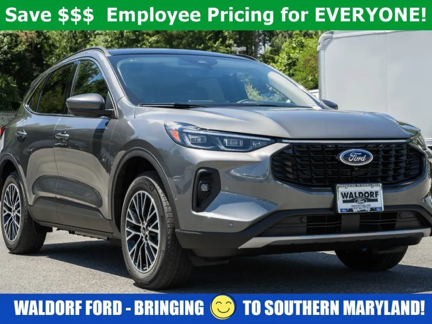 2024 Ford Escape photo 1