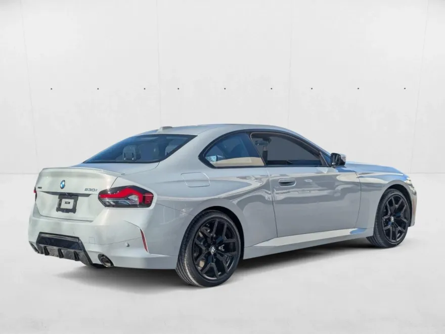 2025 Bmw 230i xDrive Coupe photo 1