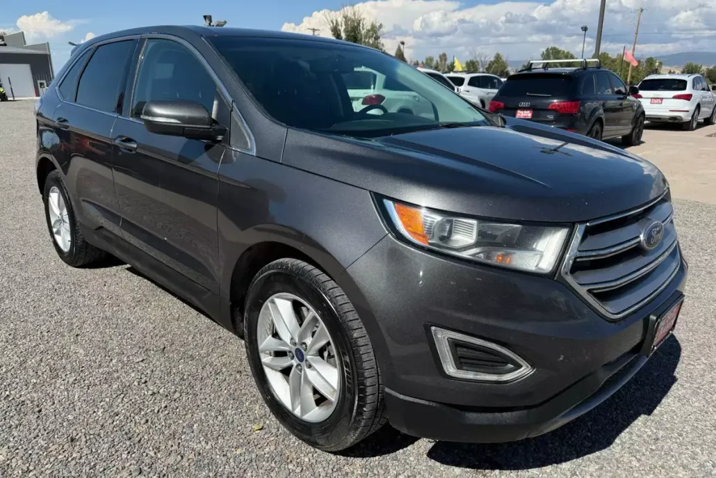 2015 Ford Edge SEL Sport photo 1