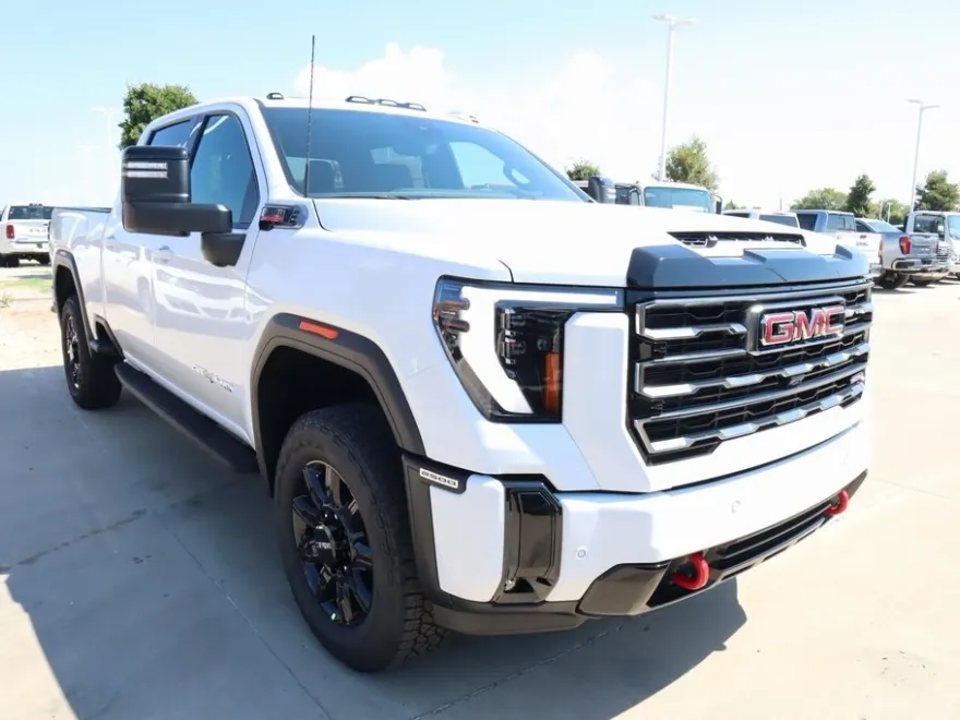 2025 Gmc Sierra HD AT4 photo 1
