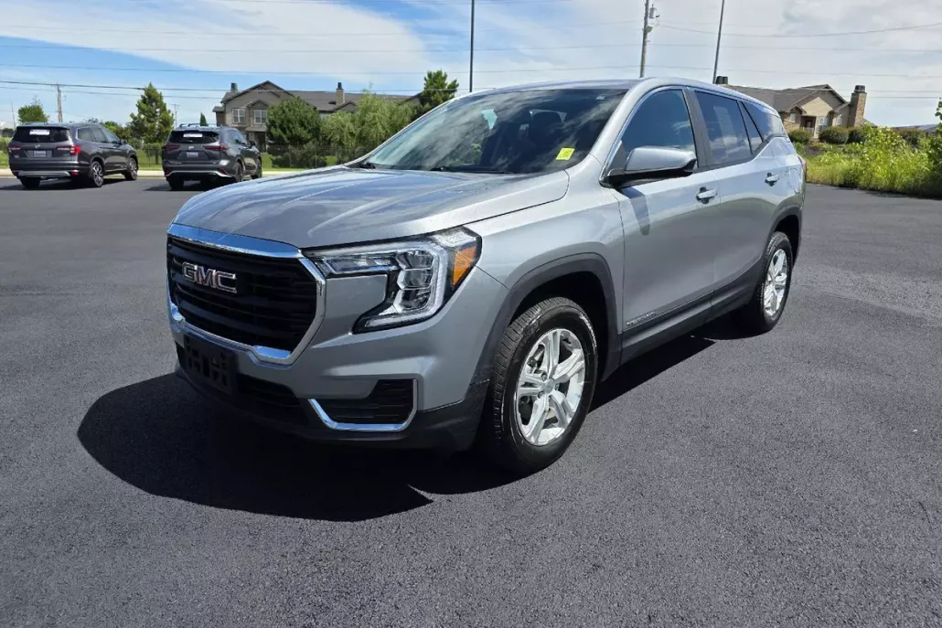 2024 Gmc Terrain SLE photo 1