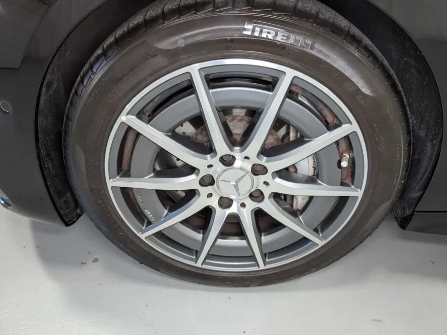2025 Mercedes Benz C AMG 43 4MATIC photo 1
