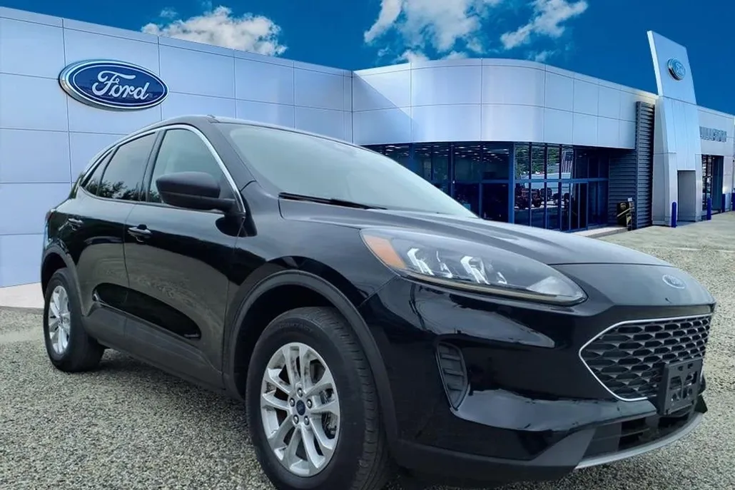 2022 Ford Escape SE photo 1