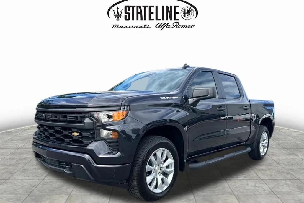 2023 Chevrolet Silverado 1500 Custom photo 1