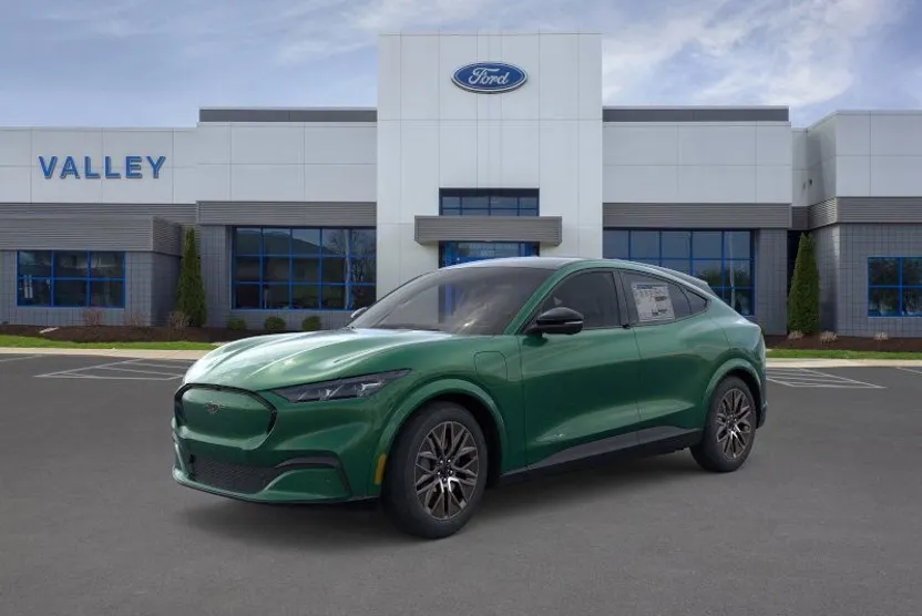 2025 Ford Mustang Mach-E Premium photo 1