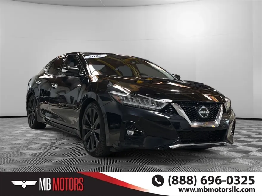 2023 Nissan Maxima Platinum photo 1