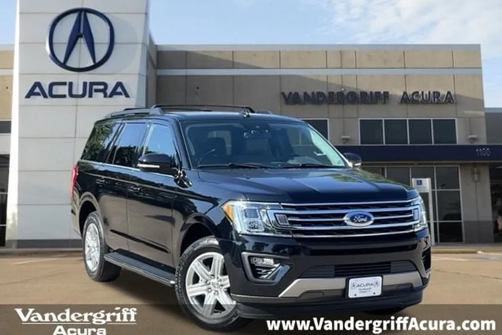 2021 Ford Expedition XLT photo 1