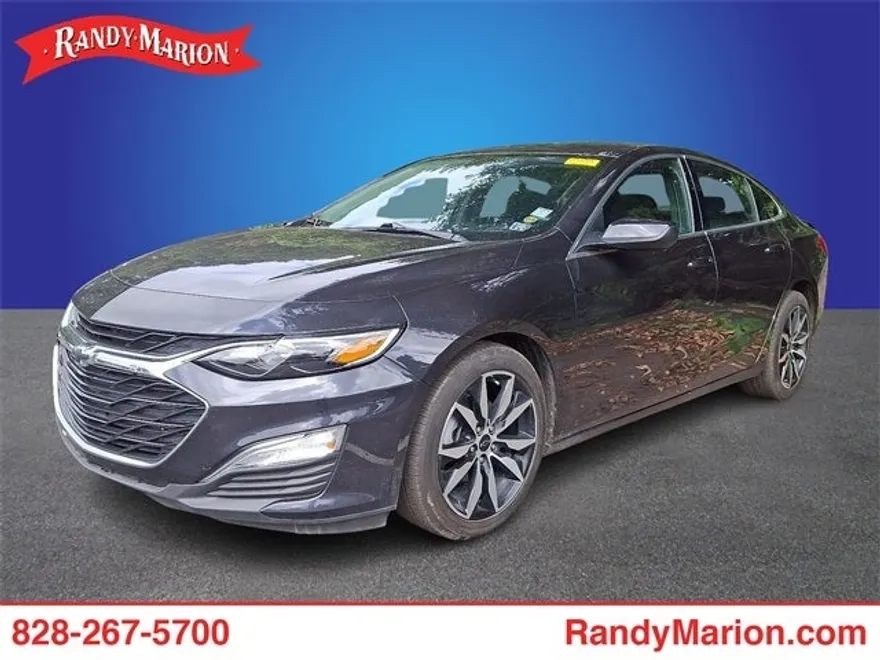 2022 Chevrolet Malibu RS photo 1
