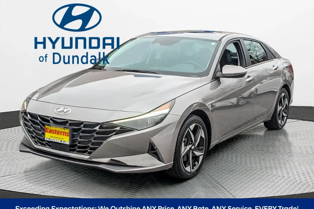 2023 Hyundai Elantra Limited photo 1