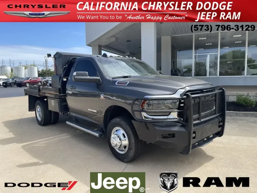 2020 Ram 3500 SLT photo 1