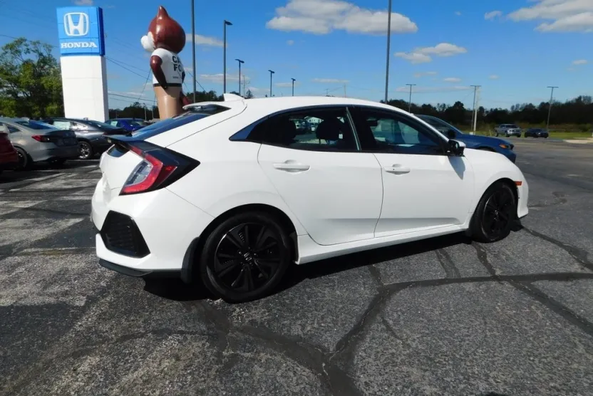 2019 Honda Civic EX photo 1
