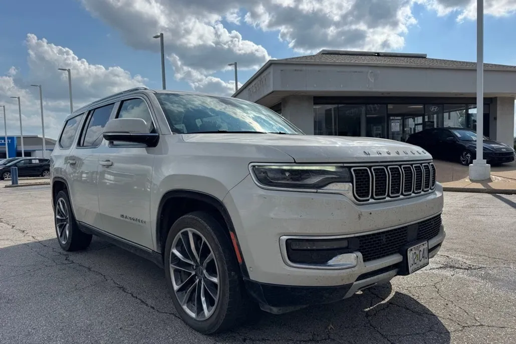 2022 Jeep Wagoneer Series III photo 1