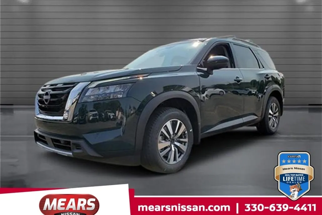 2025 Nissan Pathfinder SL photo 1