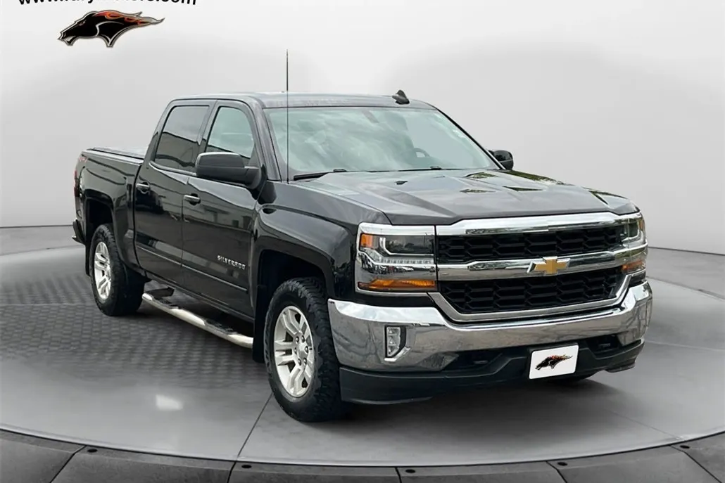 2018 Chevrolet Silverado 1500 LT1 photo 1