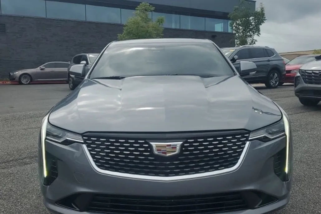 2020 Cadillac CT4 Premium Luxury photo 1