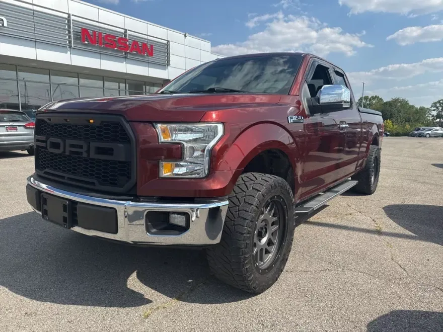 2016 Ford F-150 XLT photo 1