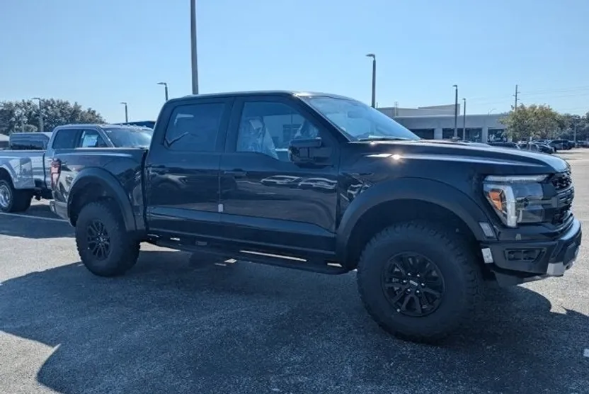 2025 Ford F-150 Raptor photo 1