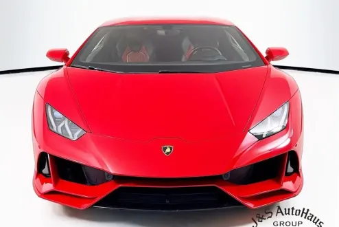 2020 Lamborghini Huracan Evo Base photo 2