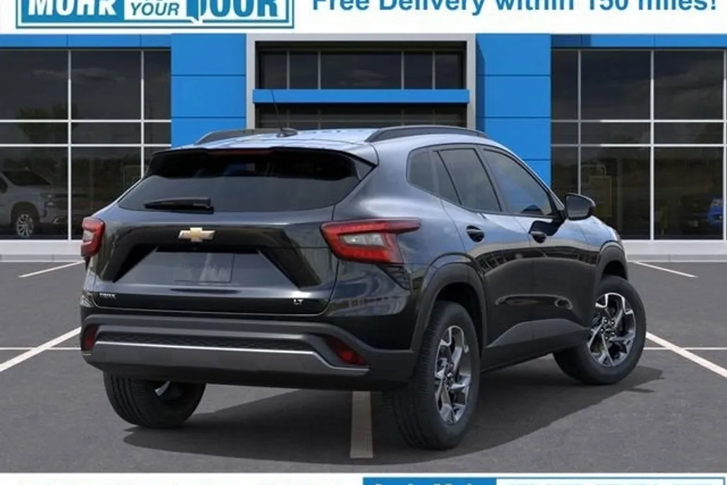 2025 Chevrolet Trax LT photo 1