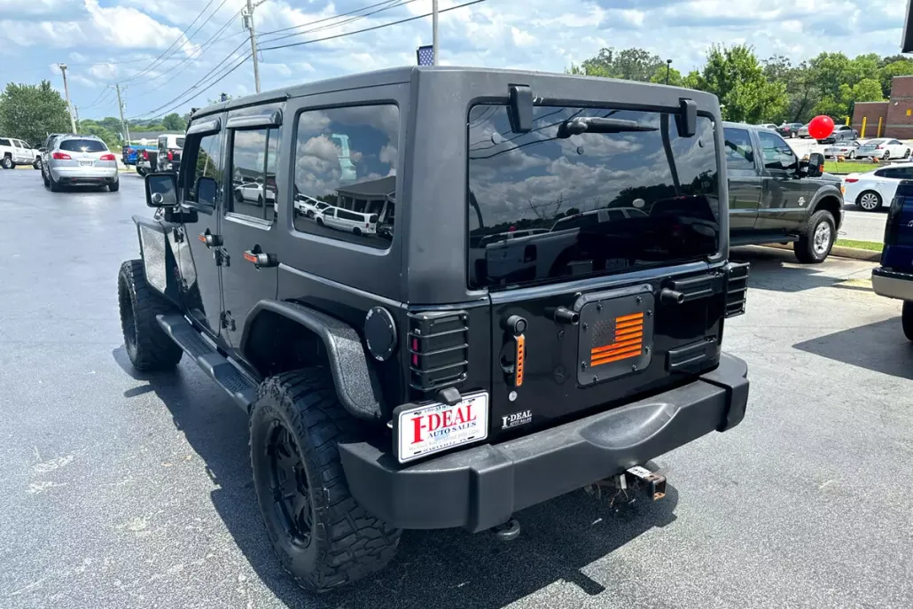 2012 Jeep Wrangler Unlimited Rubicon photo 1