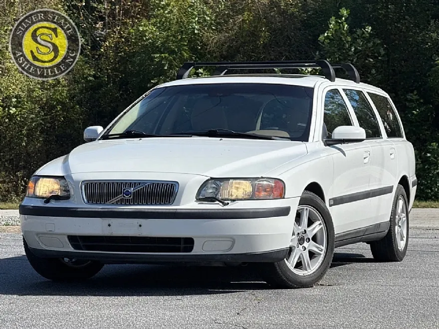 2004 Volvo V70 2.5T photo 1