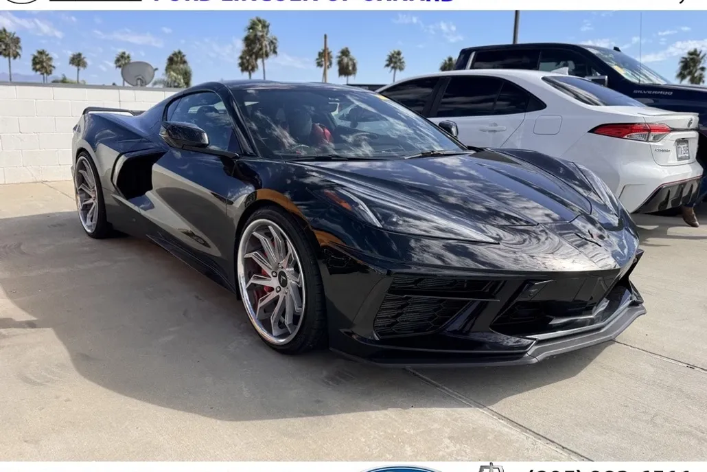 2021 Chevrolet Corvette Stingray 3LT photo 1