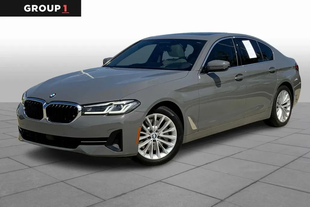 2022 Bmw 530i photo 1
