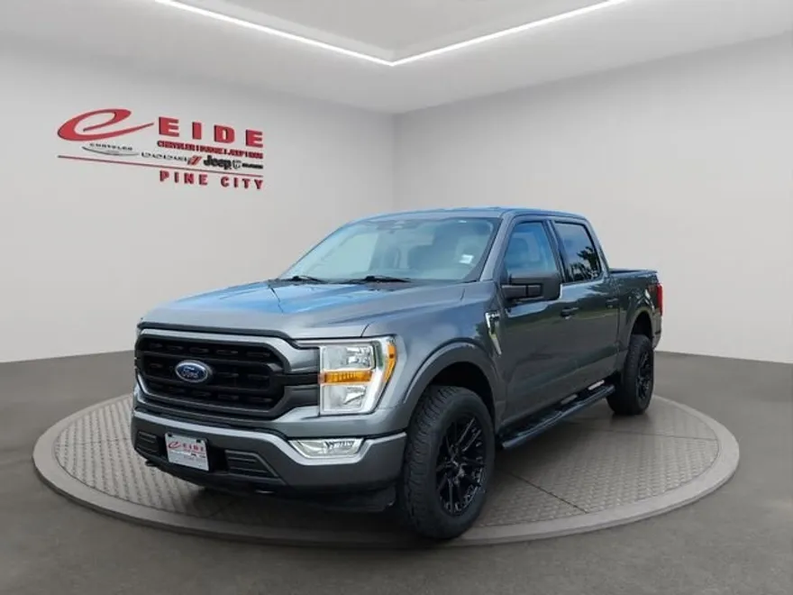2022 Ford F-150 XLT photo 1