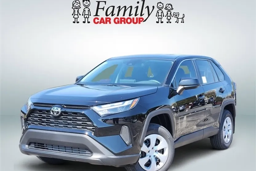 2025 Toyota RAV4 LE photo 1