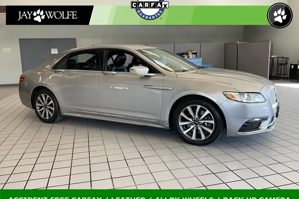2020 Lincoln Continental Standard photo 1