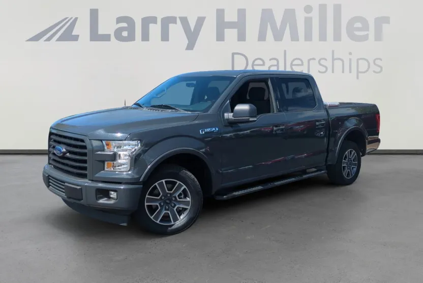 2017 Ford F-150 XLT photo 1