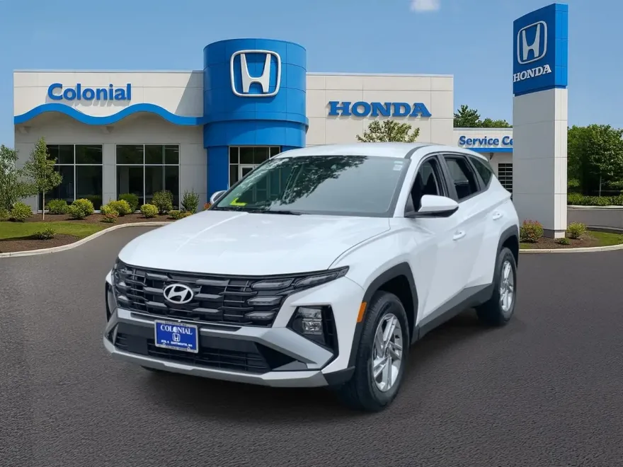 2025 Hyundai Tucson SE photo 1