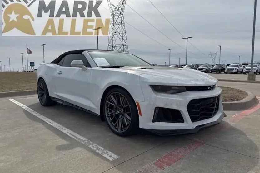 2023 Chevrolet Camaro ZL1 photo 1