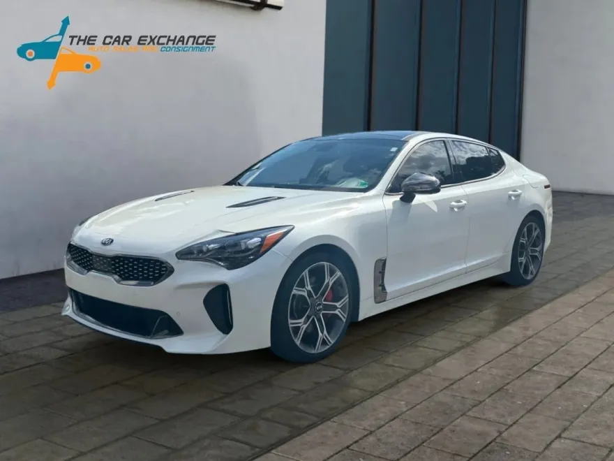 2020 Kia Stinger GT2 photo 1