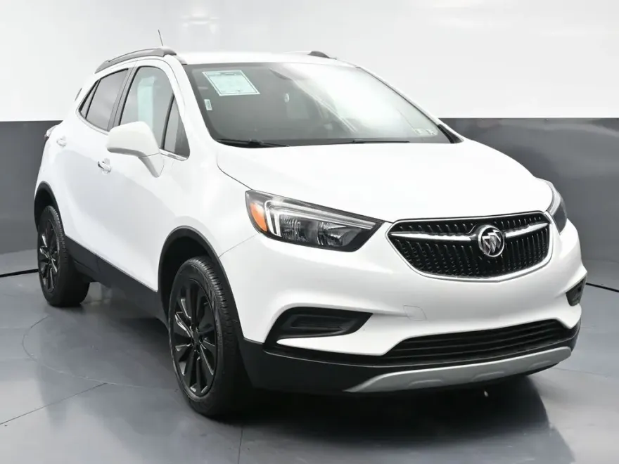 2022 Buick Encore Preferred photo 1