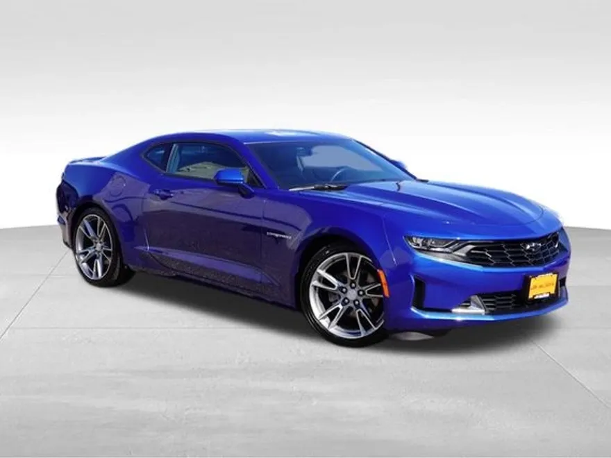 2024 Chevrolet Camaro 2LT photo 1