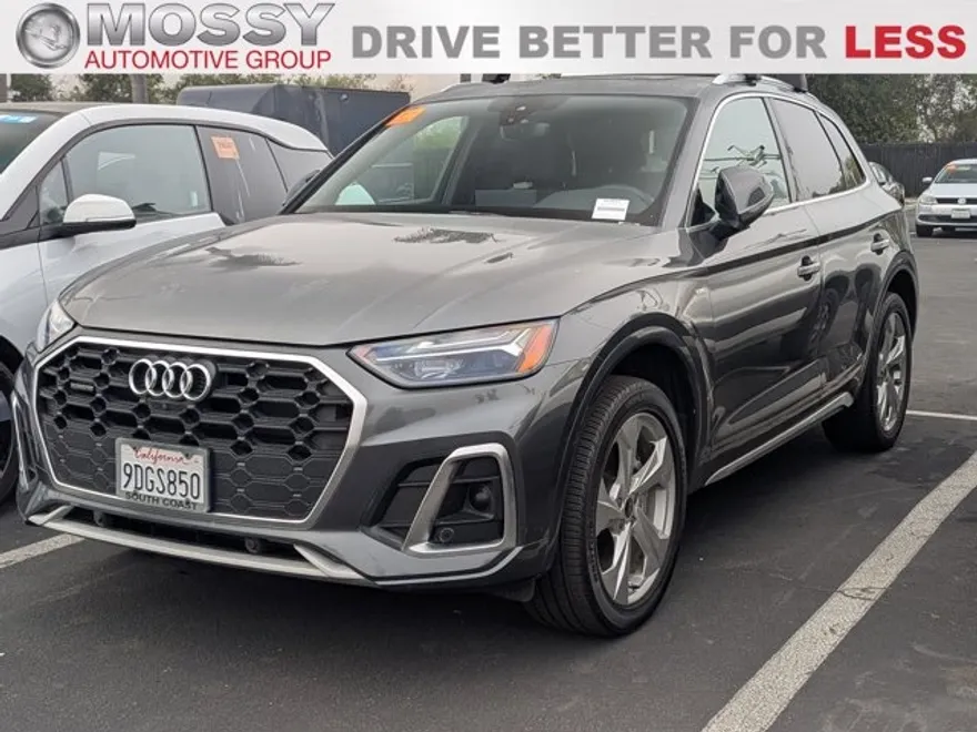 2022 Audi Q5 S line Premium Plus photo 1