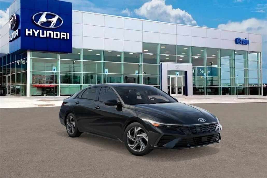 2025 Hyundai Elantra SEL Convenience photo 1